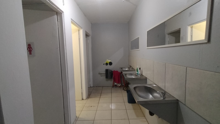 Commercial Property for Sale in Jeffreys Bay Central Eastern Cape